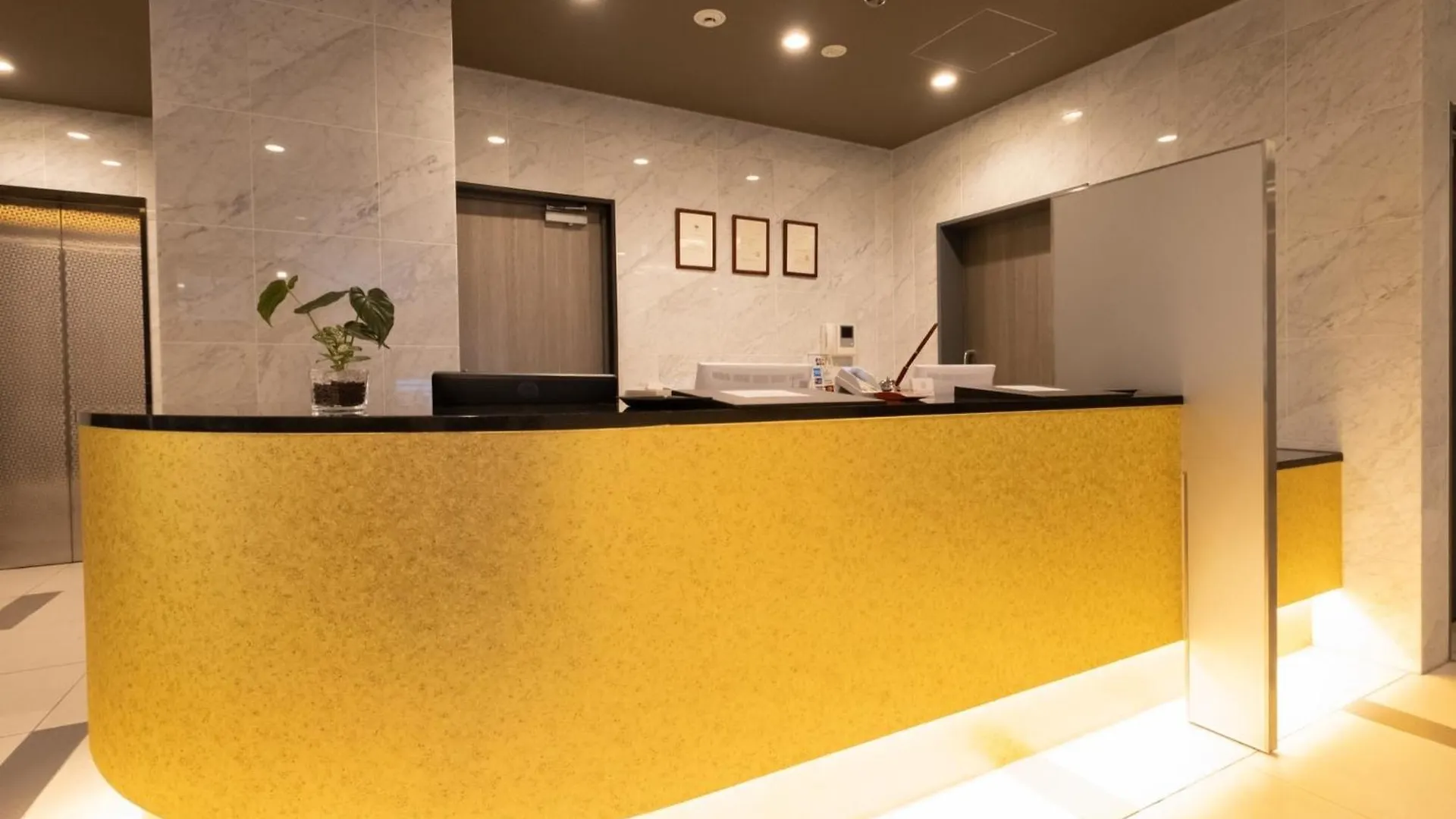 Nihonbashi Luxe Hotel - Vacation Stay 77598V Osaka 0*,